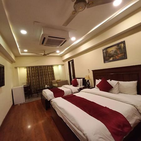 Hotel Diplomat İslamabad Dış mekan fotoğraf