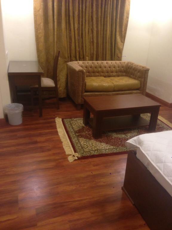 Hotel Diplomat İslamabad Dış mekan fotoğraf