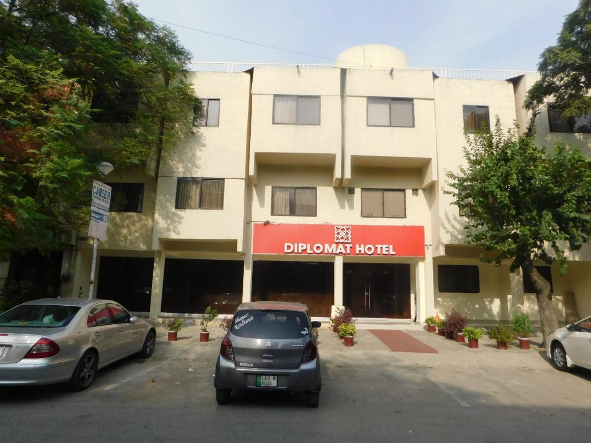 Hotel Diplomat İslamabad Dış mekan fotoğraf
