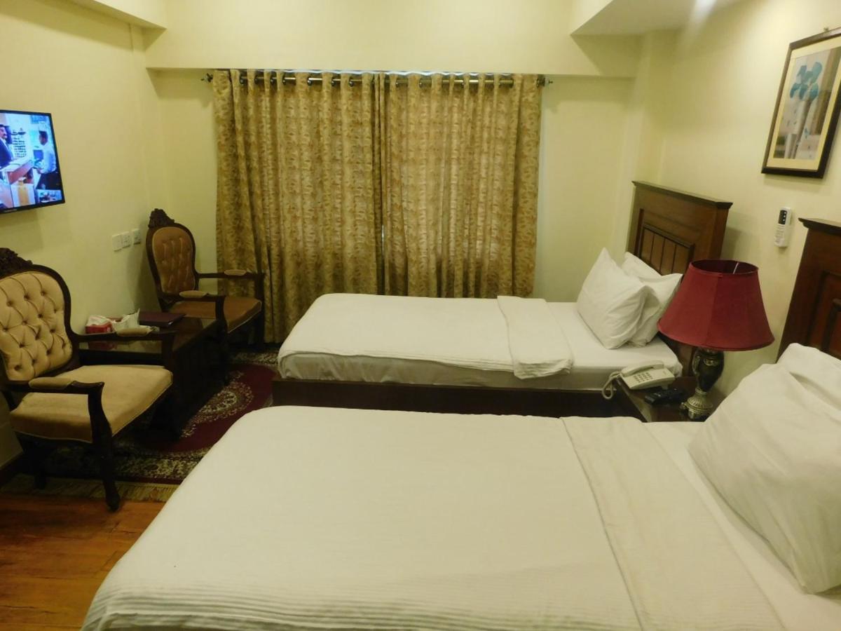 Hotel Diplomat İslamabad Dış mekan fotoğraf